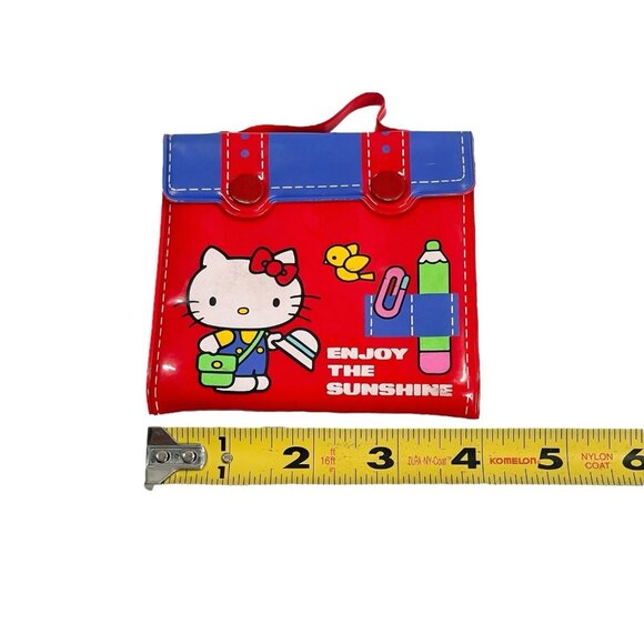 Vintage 1976 Sanrio Hello Kitty Red Vinyl Wallet Button Snap Close - Picture 5 of 5